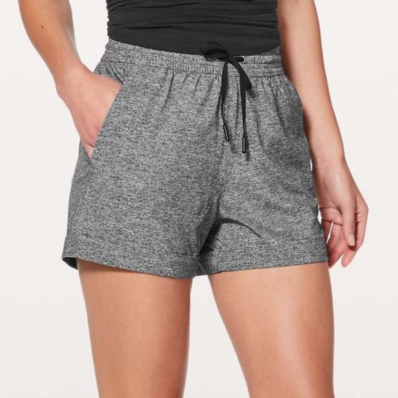 lululemon athletica Pants - Lululemon | Spring Break Away Short *4-way Stretch 3" Size 8